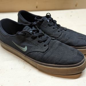 Nike Skate Shoes